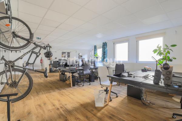 Bureaux à vendre ou à louer à Lille centre lumineux accessibles et sécurisés
