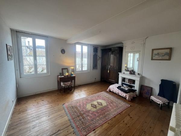 Maison à vendre |  Jarnac |  6 pièces | 180 m²