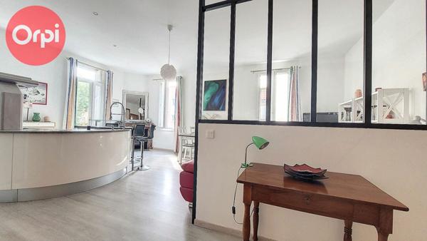 Immeuble à vendre    4 pièces •  Perpignan