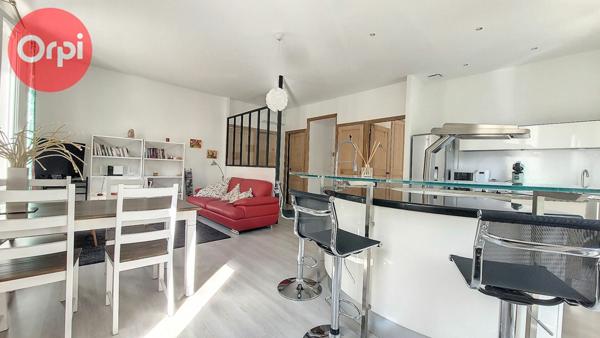 Immeuble à vendre    4 pièces •  Perpignan