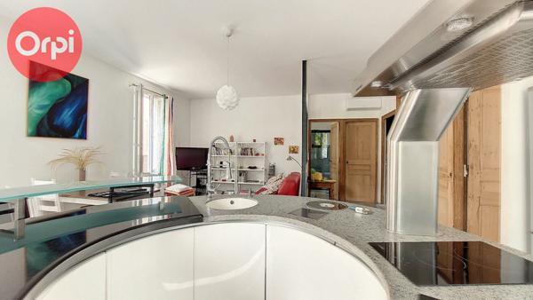 Immeuble à vendre    4 pièces •  Perpignan