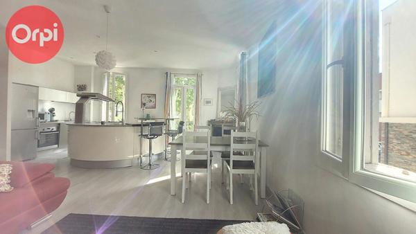 Immeuble à vendre    4 pièces •  Perpignan