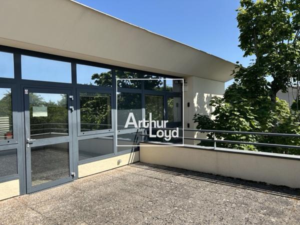 Bureaux à louer à Toulouse avec terrasse privative et accès métro