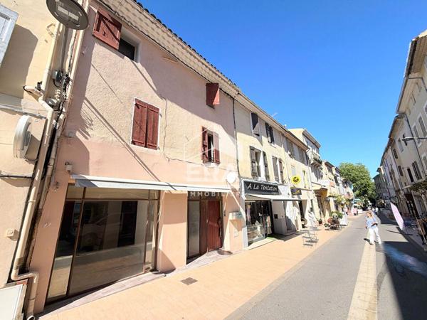A LOUER 84120 PERTUIS CENTRE - LOCAL COMMERCIAL D'ENVIRON 118M²
