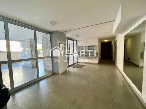 métro à 3 minutes à pied, commerces à proximité