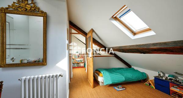 À vendre Appartement 5 pièces 108.5 m² - Versailles 78000