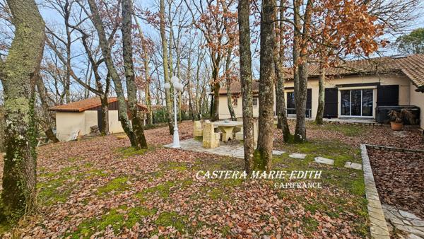 Maison d’architecte rénovée 280 M² - Sans vis à vis, calme, au fond d'une impasse - 9 Pièces -Garage - Vue panoramique – Auch (Gers)