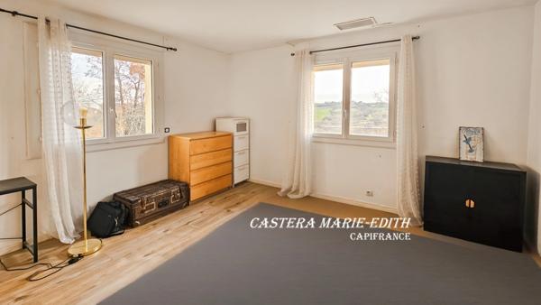 Maison d’architecte rénovée 280 M² - Sans vis à vis, calme, au fond d'une impasse - 9 Pièces -Garage - Vue panoramique – Auch (Gers)