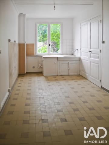 Immeuble à vendre 352 m² Provins