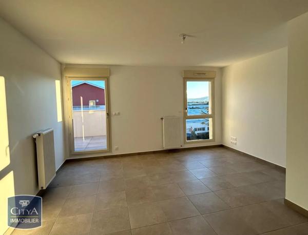 Appartement à louer 2 pièces 45.72m²