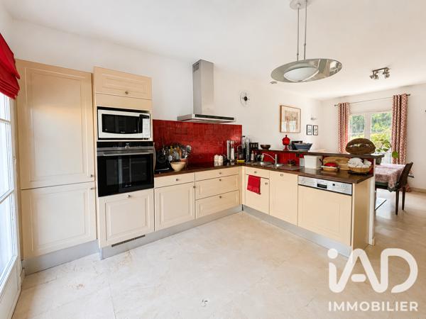 Maison à vendre 6 pièces 205 m² Bagneux