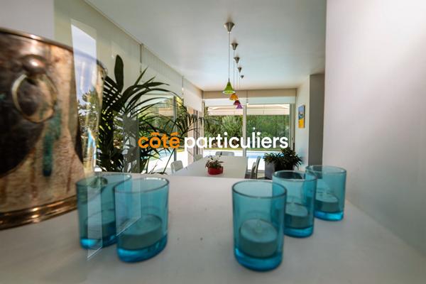 Vente Demeure de Prestige250 m² - 9 Pièces - CHAMALIERES (63400)