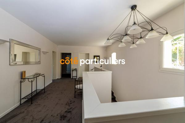 Vente Demeure de Prestige250 m² - 9 Pièces - CHAMALIERES (63400)