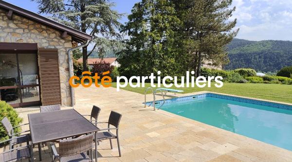 Vente Maison221 m² - 7 Pièces - COUBON (43700)
