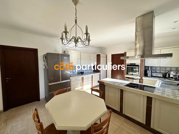 Vente Maison221 m² - 7 Pièces - COUBON (43700)