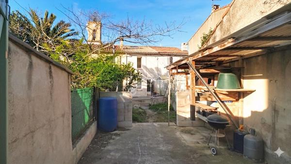Charmante Maison de Ville avec terrain à Châteauneuf-les-Martigues !