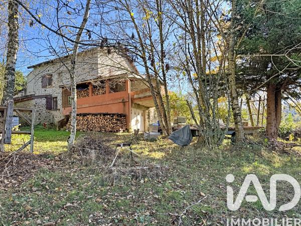 Maison à vendre 6 pièces 165 m² Saint-Amant-Roche-Savine