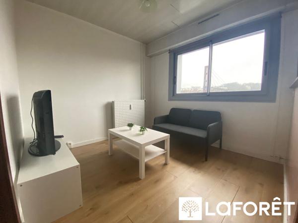 Location appartement près de JUVISY SUR ORGE - 1 pièce(s) - 27 m² - 680 €/mois