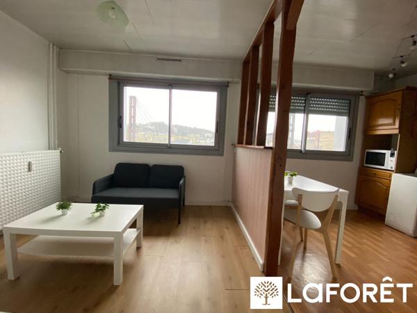Location appartement près de JUVISY SUR ORGE - 1 pièce(s) - 27 m² - 680 €/mois
