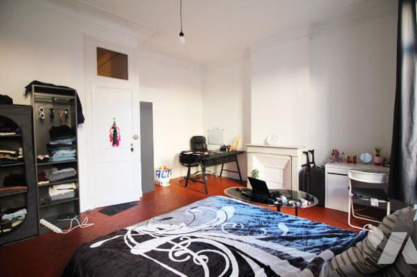 Bel appartement familial T4 de 87m2 Carrez, Quartier Palais de Justice, dans le 6e à Marseille