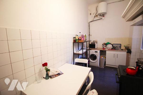 Bel appartement familial T4 de 87m2 Carrez, Quartier Palais de Justice, dans le 6e à Marseille