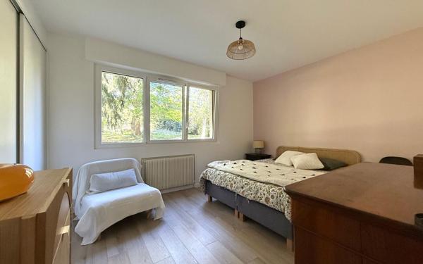 Appartement à vendre    4 pièces • 101 m2 Étiolles