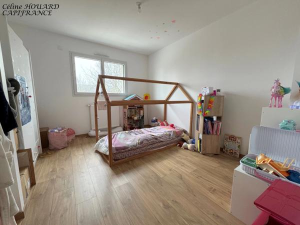 Maison à vendre 6 pièces (49) Vie de plain-pied et piscine