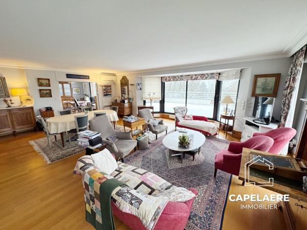 Mouvaux (59420) Appartement T5 avec terrasse de 60 m2 et garages - Mouvaux