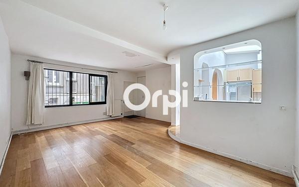 Appartement à vendre    3 pièces • 71,30 m2 Paris 15