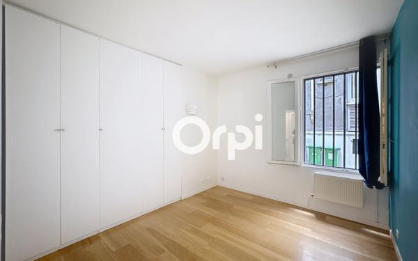 Appartement à vendre    3 pièces • 71,30 m2 Paris 15