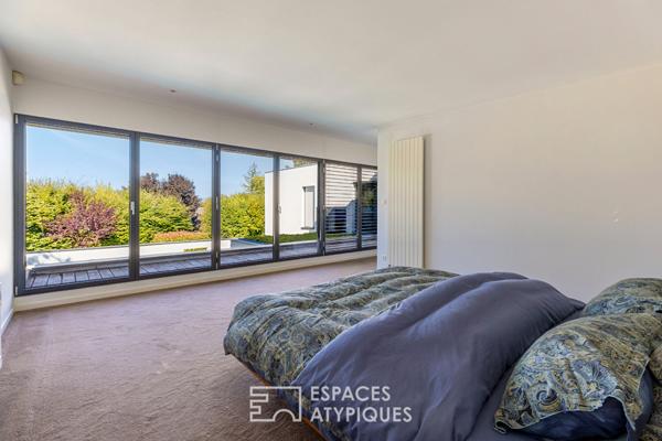 Maison contemporaine et sa piscine au coeur du Rebberg