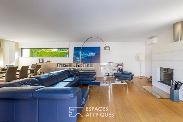 Maison contemporaine et sa piscine au coeur du Rebberg