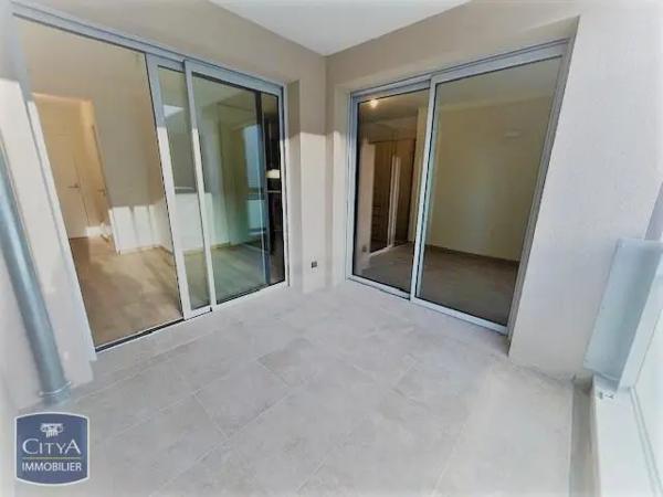 Appartement à louer 1 pièce 30.51m²
