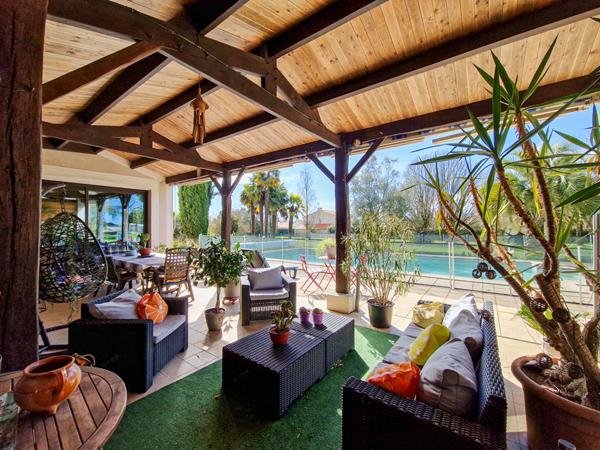 Vente Maison LUCON (85400) - 9 pièces - 246 m² |