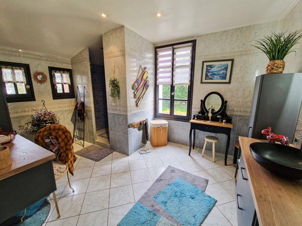 Vente Maison LUCON (85400) - 9 pièces - 246 m² |