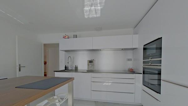 Appartement à vendre    5 pièces •  Rochefort