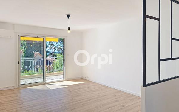 Appartement à vendre    3 pièces • 68,27 m2 Sanary-sur-Mer