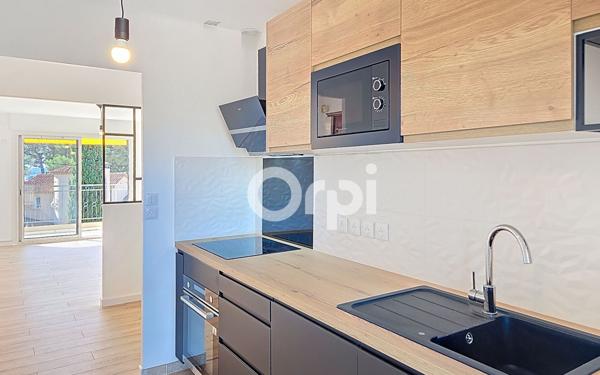 Appartement à vendre    3 pièces • 68,27 m2 Sanary-sur-Mer