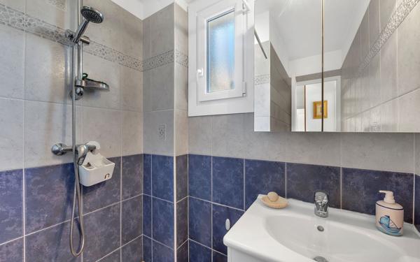 Maison à vendre    8 pièces • 152 m2 Saint-Jeannet