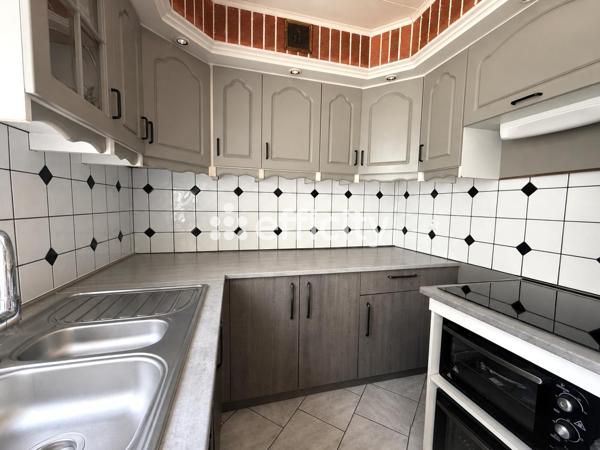 Appartement
         4 pièces
        - 78 m² Exclusivité 64 000 € *
