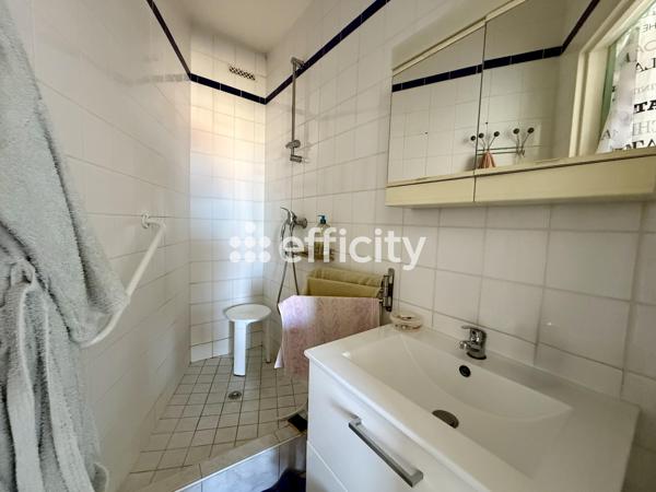 Appartement
         4 pièces
        - 78 m² Exclusivité 64 000 € *