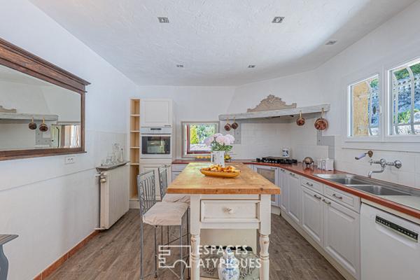 Maison d’architecte pleine de charme – LE ROURET