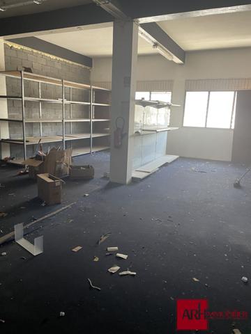 ST PIERRE Centre-ville - LOCAL COMMERCIAL