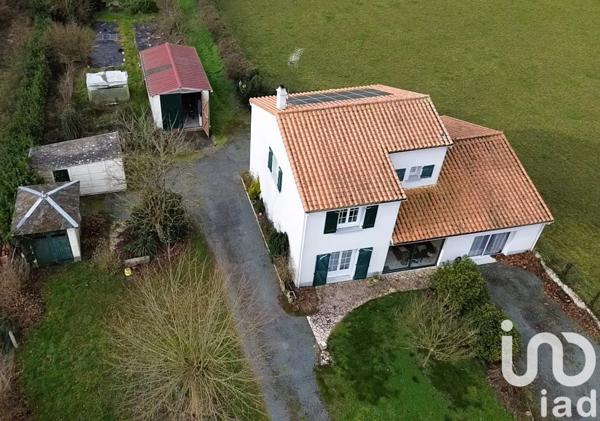 Maison 5 pièces de 139 m² à La Peyratte (79200)