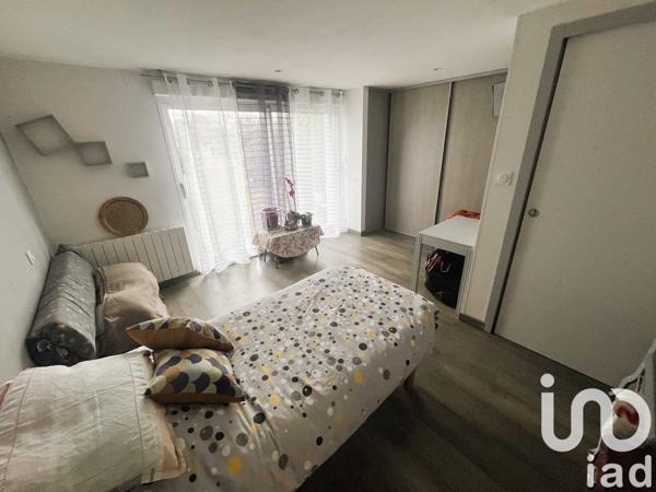 Maison 5 pièces de 139 m² à La Peyratte (79200)