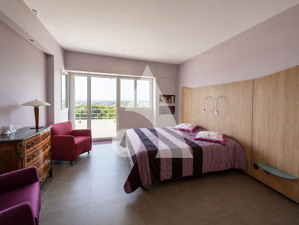 Maison 7 pièces 256 m2