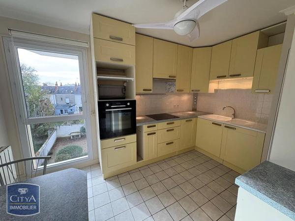 Appartement à louer 3 pièces 77.29m²