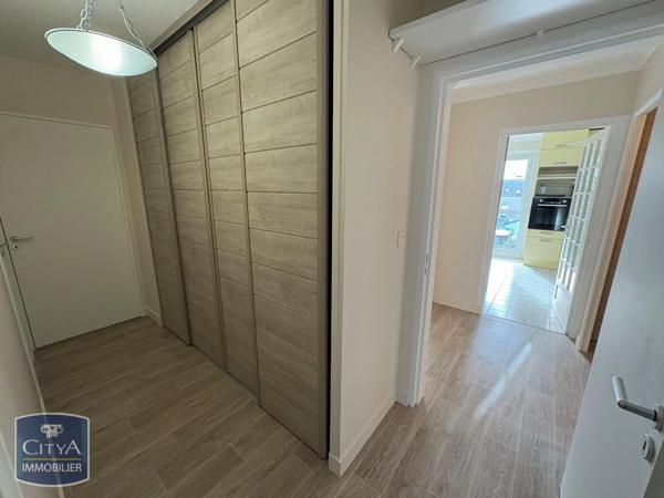 Appartement à louer 3 pièces 77.29m²