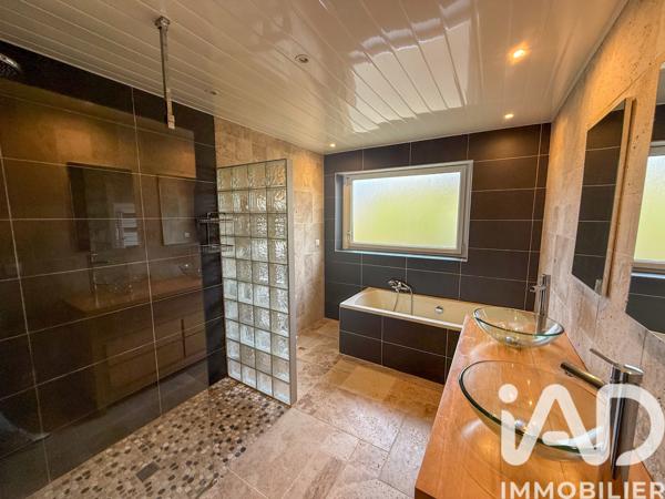 Maison à vendre 8 pièces 194 m² Grand-Couronne