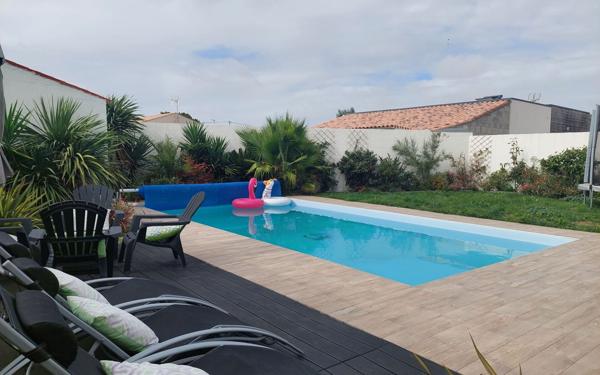 Maison à vendre    11 pièces •  Aigrefeuille-d'Aunis